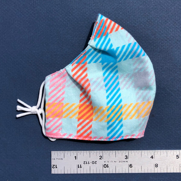 Small Pleated Mask in Candy Plaid